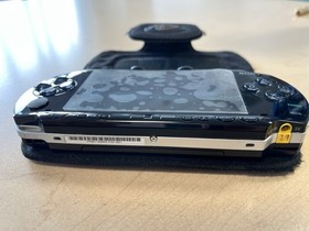 Sony PlayStation Portable PSP-1001- Black Console with Games NO BATTERY