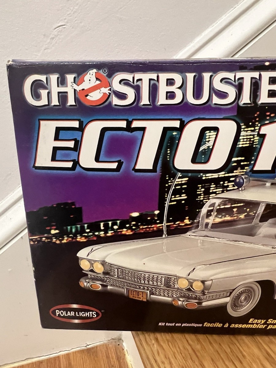 Factory Sealed Polar Lights Ghostbusters ECTO1 1:25 Model Kit