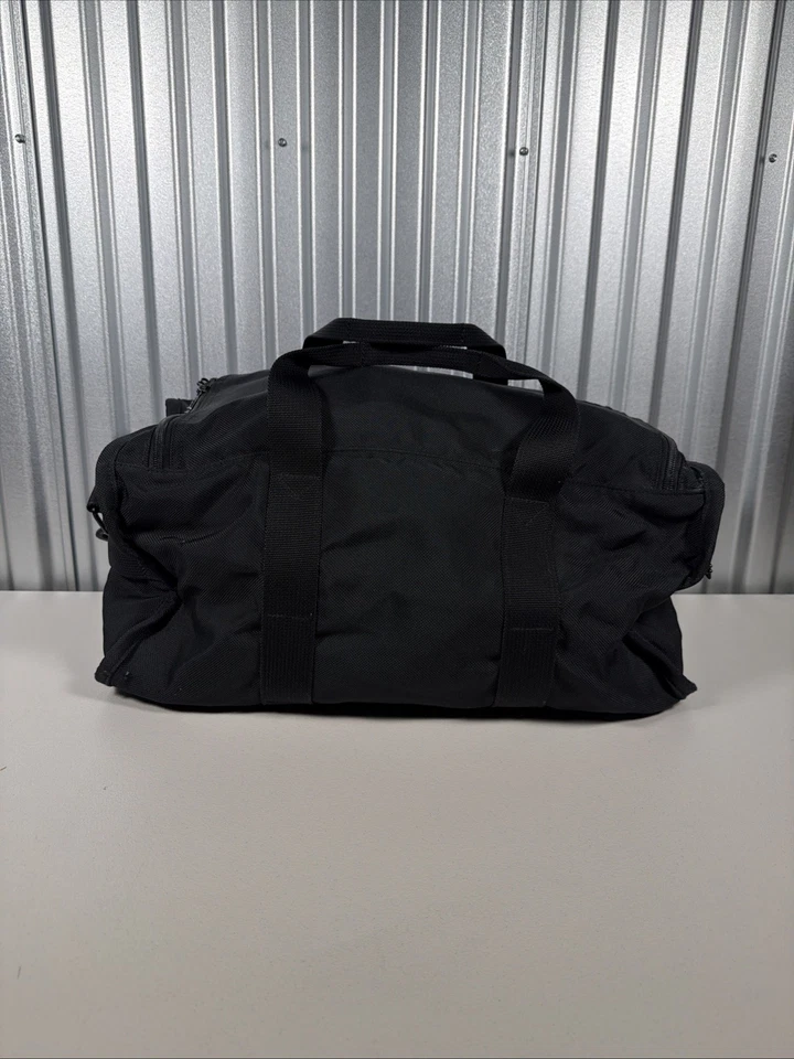 Tumi Nylon Bag Luggage Weekender Carry On USA Duffle Travel 18”x10”x10” - Image 4 of 4