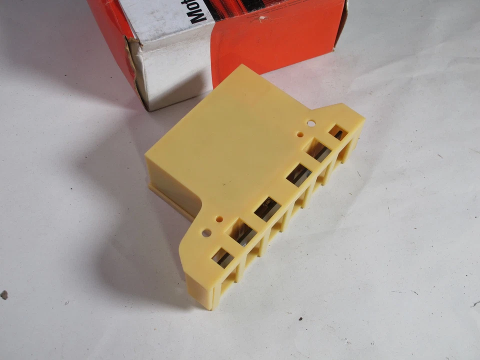 Conjunto de timbre 77 Mercury Monarch OEM NOS D74Y-10D840-A Foto 3 de 4