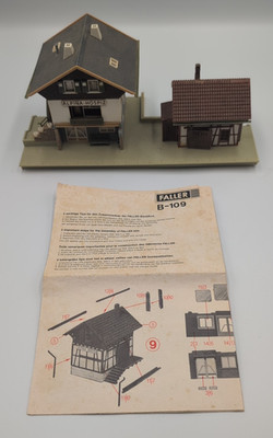 Faller B-109 Alpina Hospiz HO Scale House Building Vintage Model Kit w/ Manual
