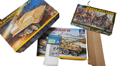 Italeri sWS with Flak 43, sWS with Panzerwerfer 42 und Figuren