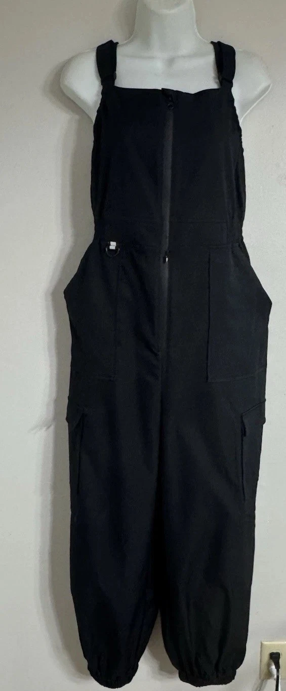 Halara Jumpsuit Camping Overalls Water Resistant Pants Black Size Medium NEW
Opens in a new window o