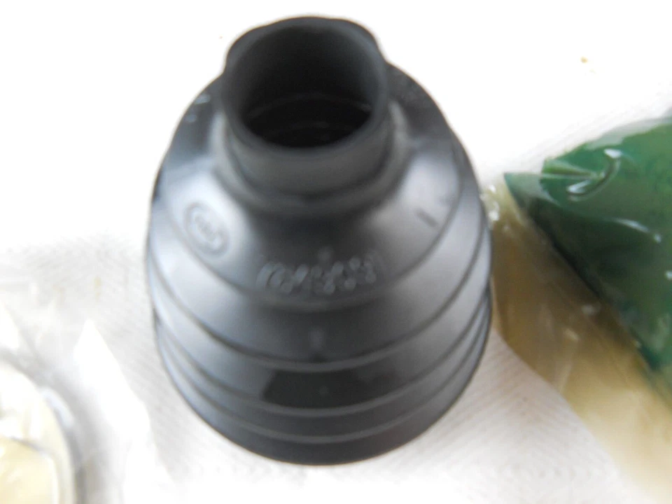 DODGE CHRYSLER INBOARD CV BOOT KIT MOPAR 4367029 NOS EARLY 90s - Image 2 of 4