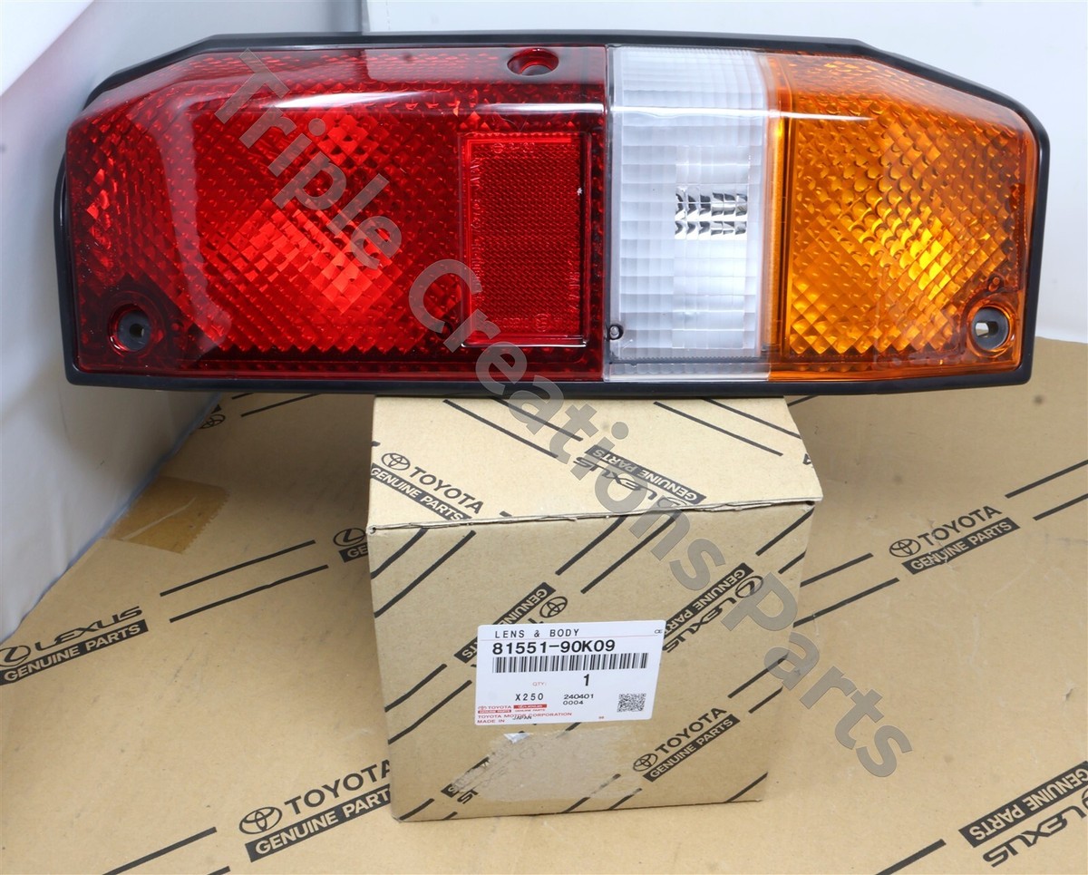 Toyota Genuine 81551-90K09 Lens Rear Combination Lamp RH