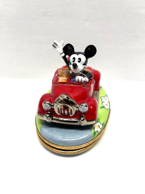 Limoges France Antoria Peint Main Disney Box, Mickey Mouse in Red Car Waving