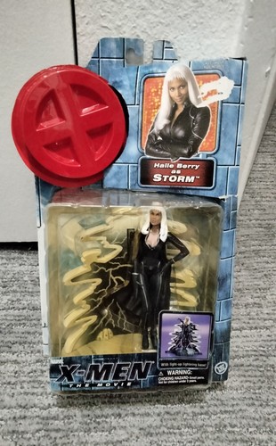 X-Men The Movie Halle Berry As Storm Actionfigur 2000 ToyBiz Neu Sealed ANSEHEN