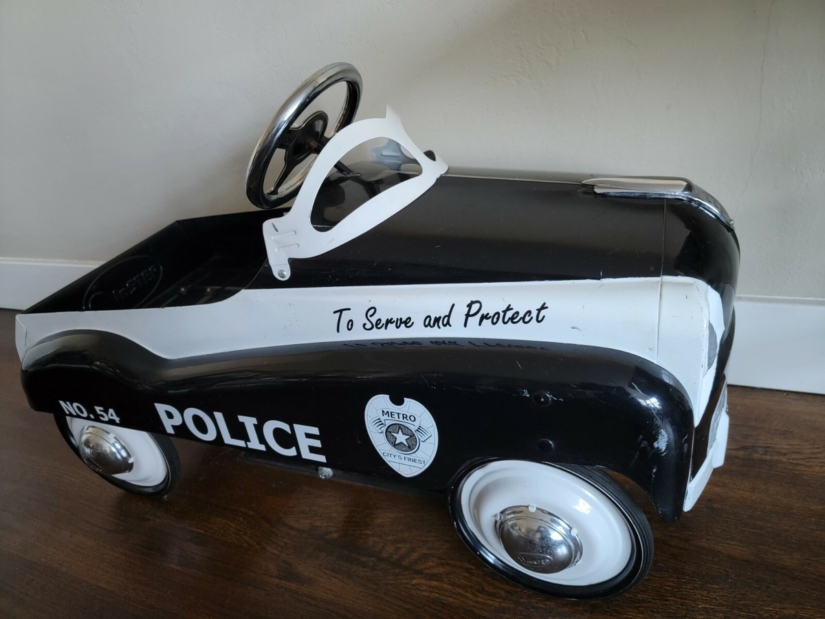Vintage Metro City Police Pedal Car 54 By Instep in Great