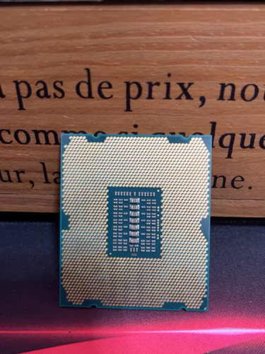 Processore CPU server Intel Xeon E5-1680 V2 LGA-2011 3,00 GHz 8 core SR1MJ- - Foto 3 di 3