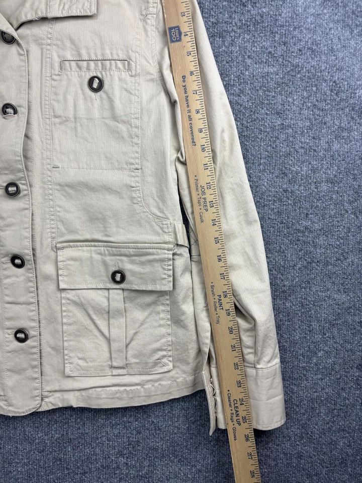 Chaqueta Aventura para mujer grande beige algodón orgánico utilitario safari bolsillos de campo Foto 4 de 4