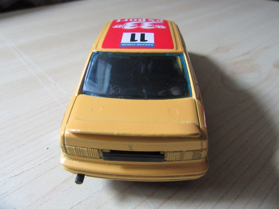 Modellismo statico - 1/43 -Burago   FORD  SIERRA - Immagine 4 di 4