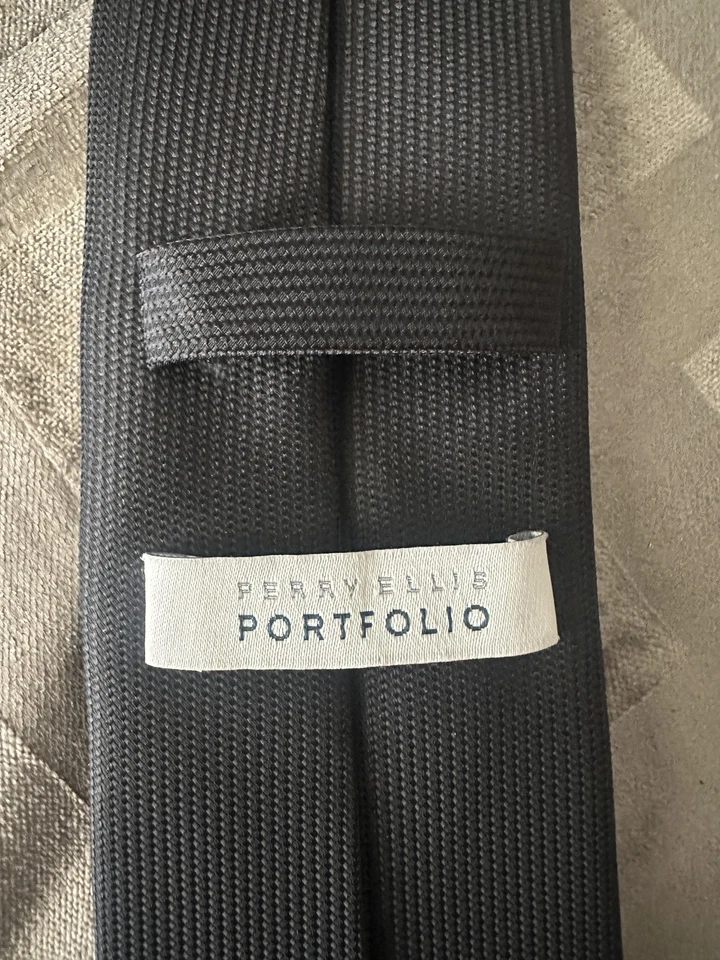 Corbata portafolio Perry Ellis para hombre talla única negra texturizada lisa formal Foto 2 de 4