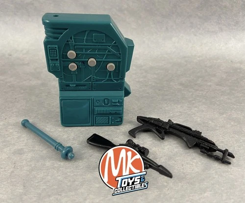 1990 GI JOE 3.75” - DODGER (V2 / S9) - BACKPACK, ANTENNA & 2 RIFLES