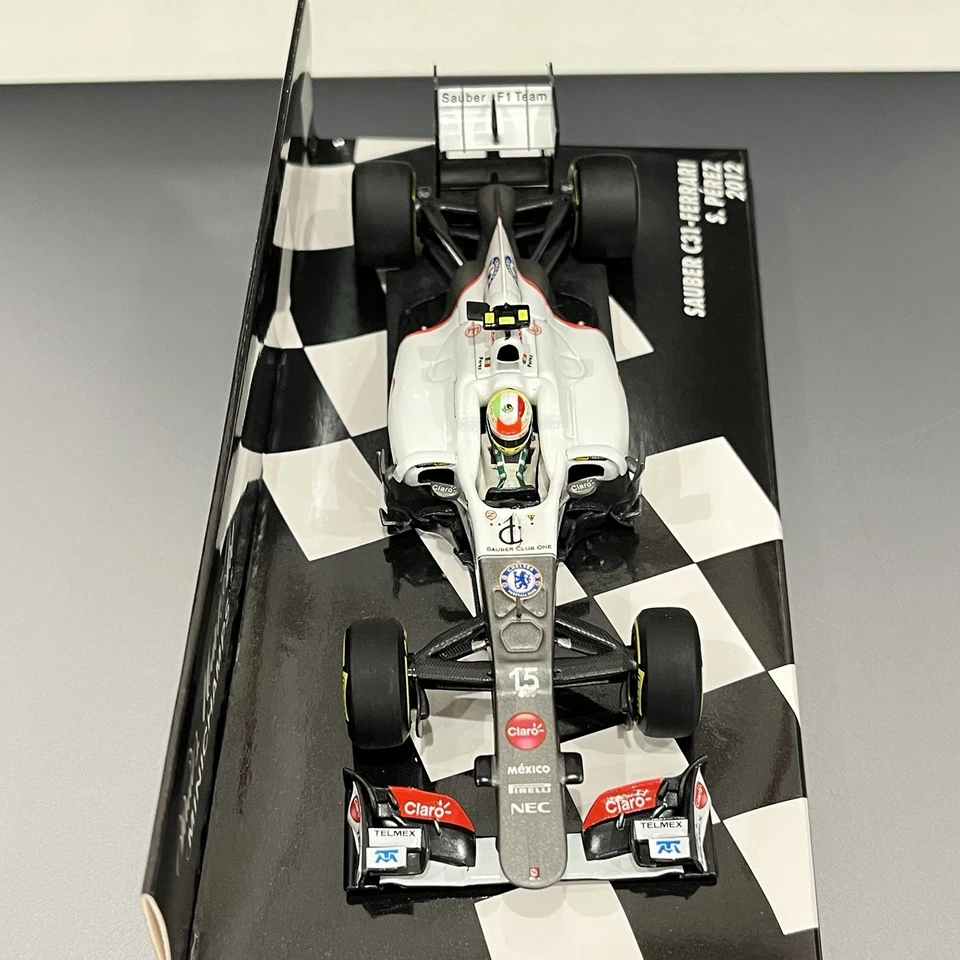 MINICHAMPS 1/43 Sauber C31-Ferrari Sergio Perez 2012 NEC #15 Checo 410120015 - Image 3 of 4