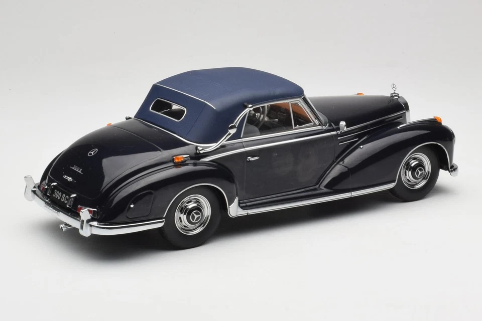 KKDC180944 Mercedes 300 SC Cabriolet W188 Softtop Dark Blue KK-Scale 1/18 - Image 2 of 4