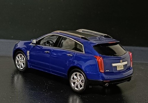 1/43 Cadillac SRX Crossover 2011 Dark Blue Metallic LUXURY COLLECTIBLES - Picture 4 of 5