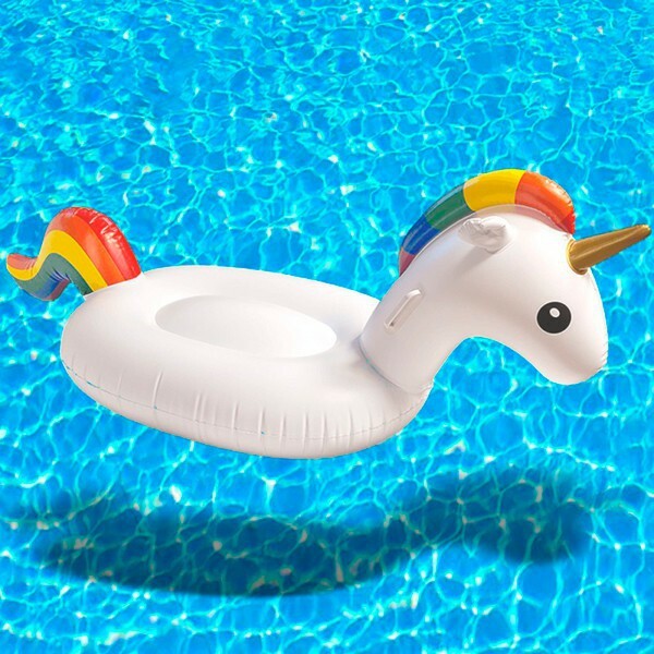 Bouée gonflable licorne stable pour éviter les chutes dans l'eau