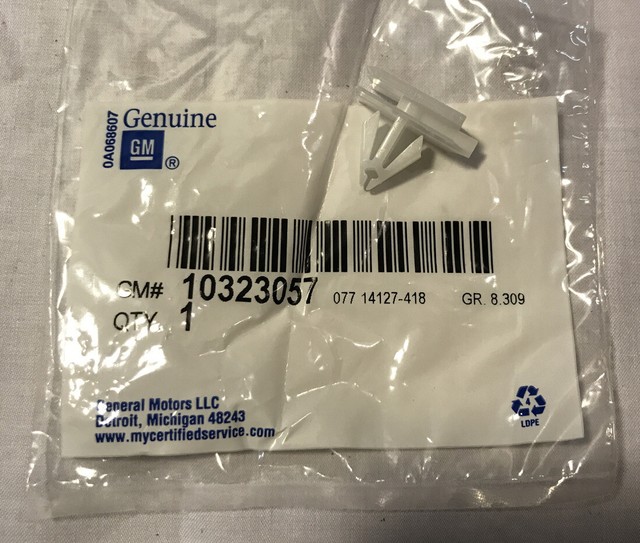 GM OEM ExteriorRocker Molding Clip 10323057 eBay