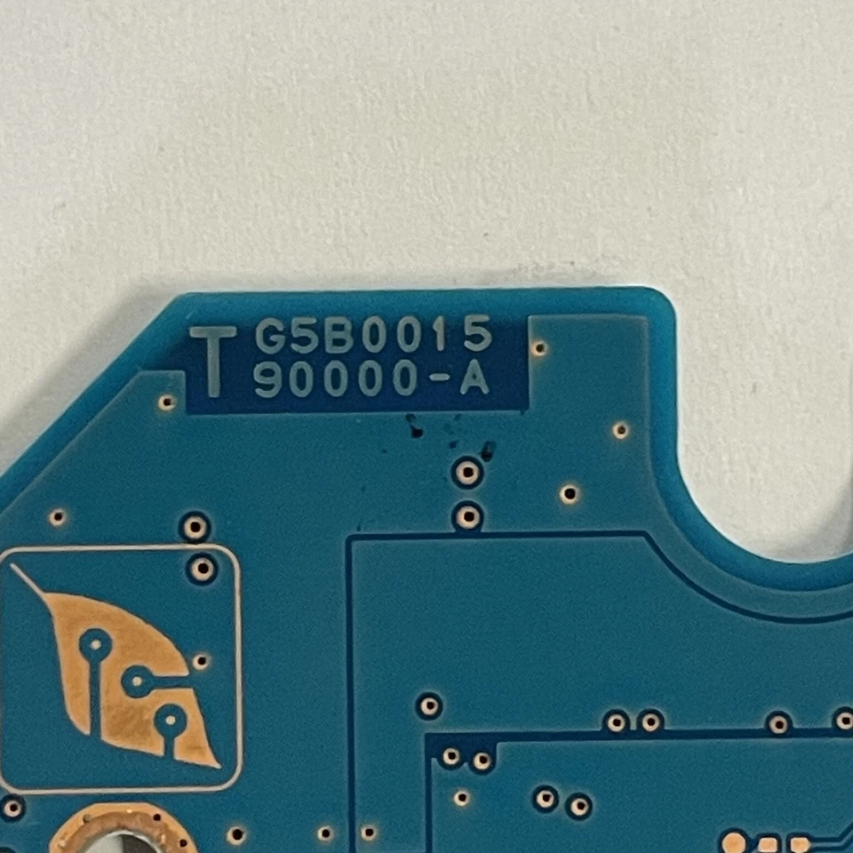 Toshiba G5B0015 90000-A 2.5" SATA HDD PCB Board 010 C0/AH108B HDD2D35 MK6034GSX - Image 2 of 4