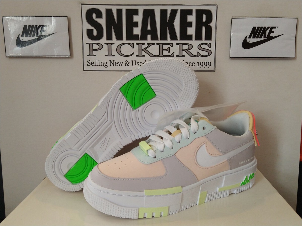スニーカー Nike Air Force 1 Pixel DO2330-511 Nike Womens Air Force 1 Pixel - DO2330 511 - White / Multi