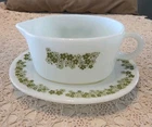Vintage Pyrex Green Spring Blossom Crazy Daisy Gravy Boat With Under Plate