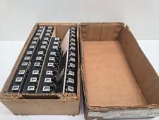BOX OF 19 NEW OLD STOCK MARATHON 3-POLE 30A FUSE HOLDERS RF30A3B