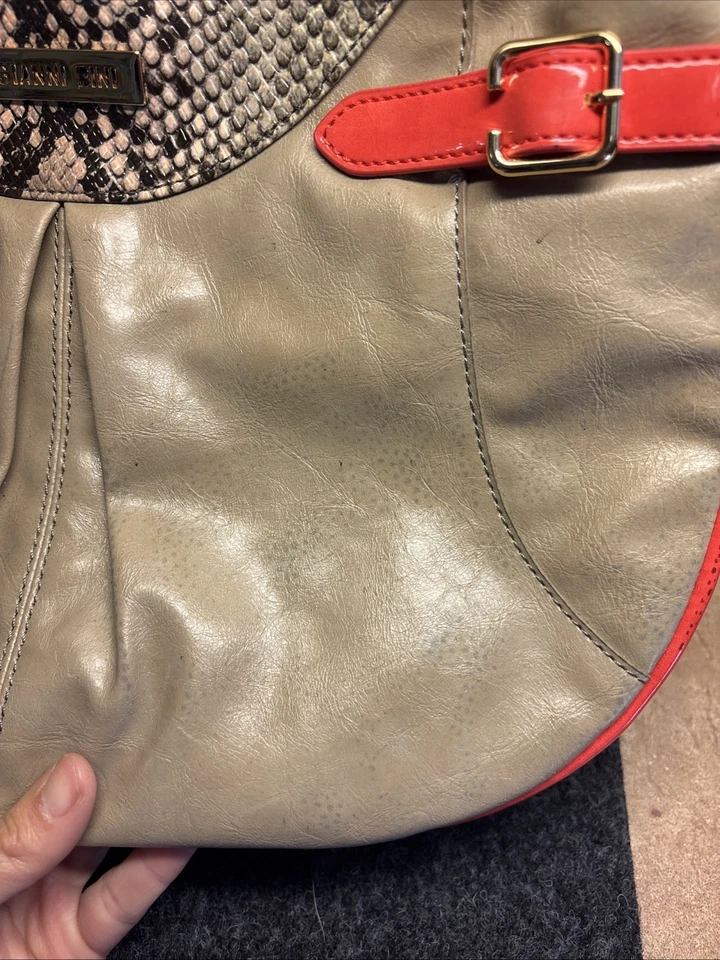 BOLSA DE MÃO HOBO MULTICOLORIDA GIANNI BINI DAHLIA TAUPE PRETA ROSA - Imagem 3 de 4