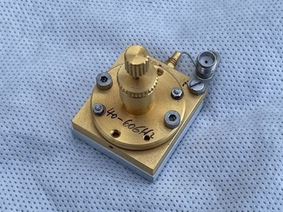 mm-Wave diode detector WR19 (40-60GHz) tested up to 89 GHz, with WR12 adapter
