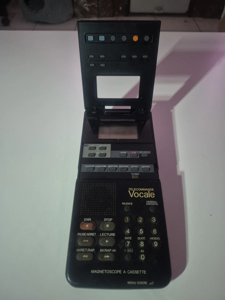 ✅️ Telecommande Vocale SHARP (Fonctionne Parfaitement) ✅️ - Photo 2/3