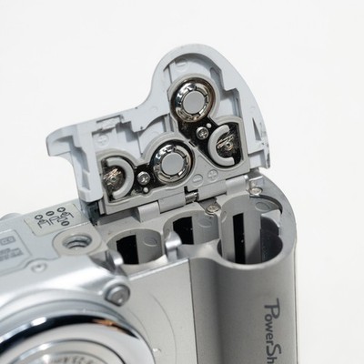 Canon PowerShot A80 CCD Digicam 4MP Digital Camera Y2K AAs