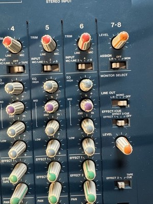 Tascam 424 MK3 Portastudio 4-Track Analog Tape Cassette Recorder