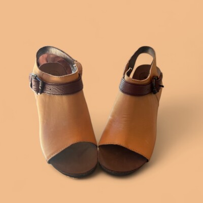 OTBT Lanier Dessert Platform Sandals Tan Size 10M NEW with box