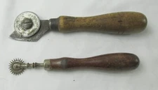 VINTAGE ANTIQUE LEATHER WORKING COBBLER HAND TOOLS  W/ WOOD HANDLES