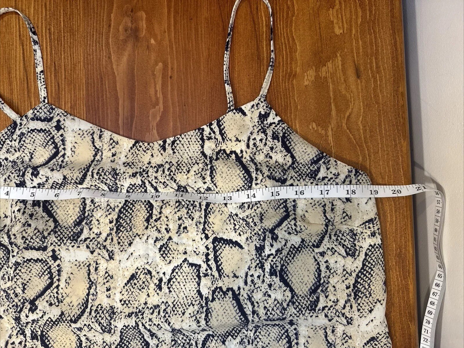 EUC Mod Ref Size M Snakeskin Print Adjustable Spa… - image 7