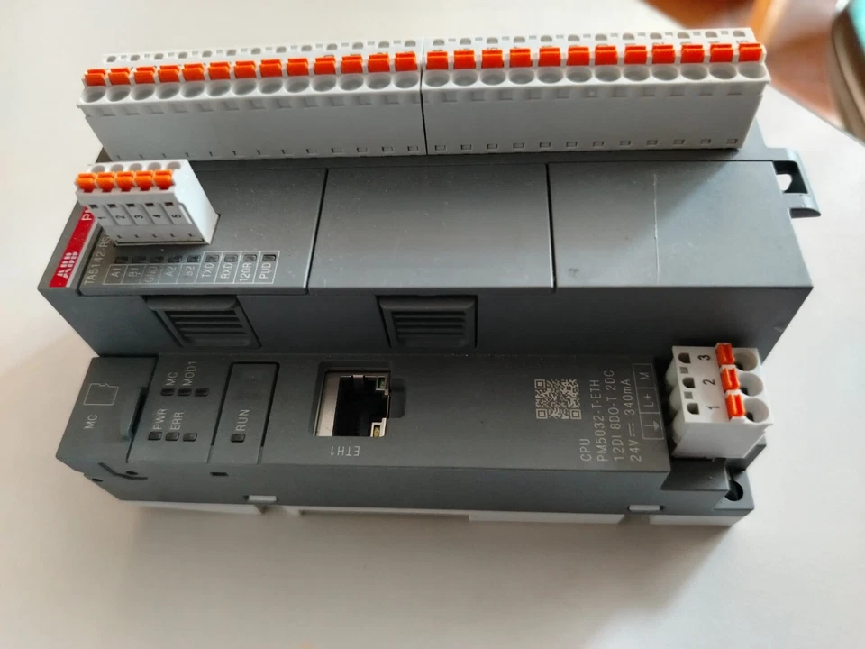 Plc Abb Pm 5032 Nuovo - Imagen 4 de 4
