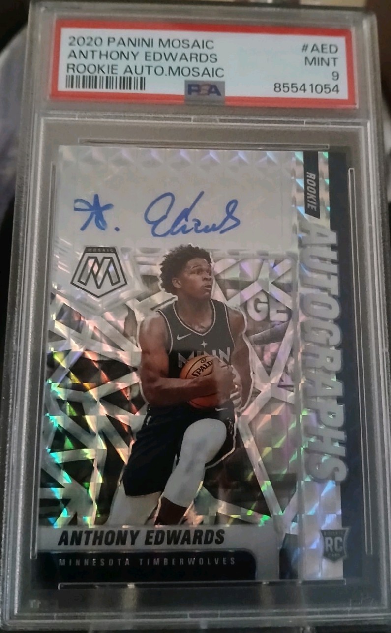 2020-21 Panini Mosaic Rookie Autograph Anthony Edwards RA-AED PSA 9
