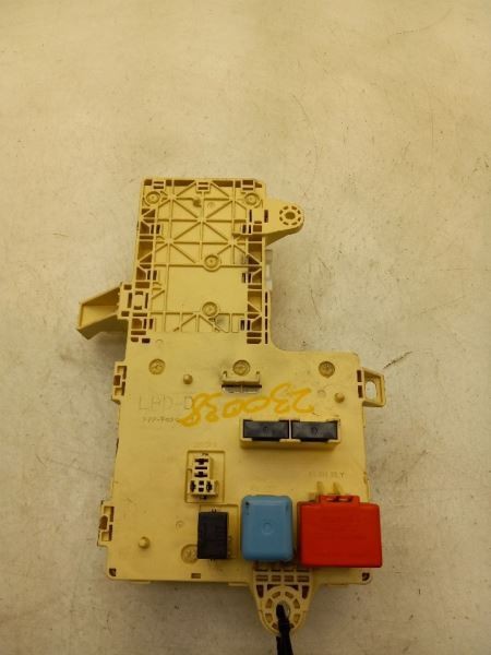 02-05 LEXUS IS300 3.0L RWD AT CHASSIS ECM MULTIPLEX NETWORK CONTROL MODULE 