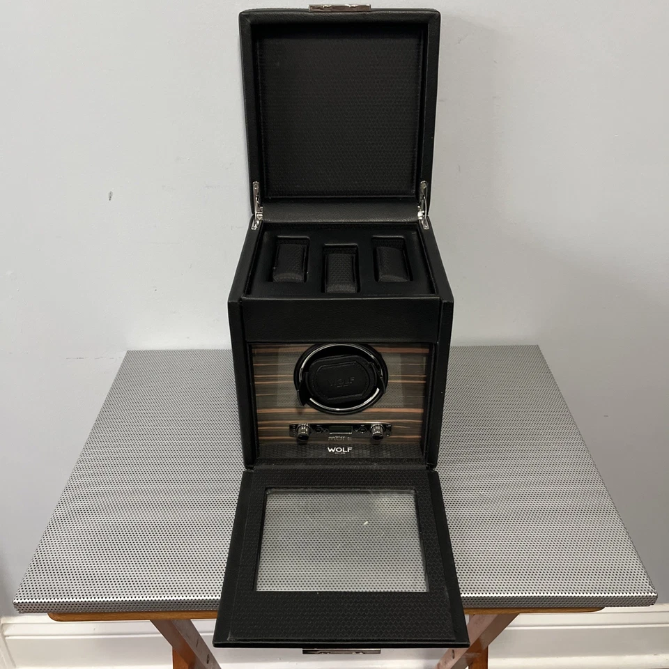 Módulo de bobinadora de reloj individual Wolf Roadster 2,7 con almacenamiento estilo negro #457156 Foto 2 de 4