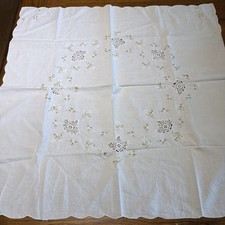 Vtg Hand Embroidered Small Linen Tablecloth Whie Blue Flowers 31 Square