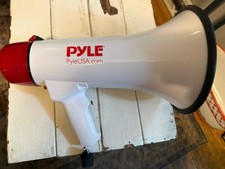 Pyle White Red Megaphone Portable Handheld Voice Amplifier Loudspeaker
