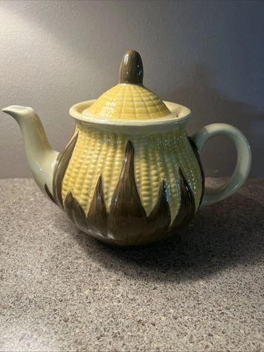 Vintage 40’s-50’s Shawnee Pottery Corn King Teapot, model #75