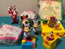 RARE Mickey Once Upon a Christmas 2000 McDonald's Happy Meal Toys Disney ASIA