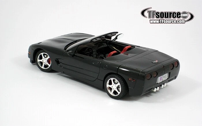 Takaratomy Transformers Binaltech BT-11 Ravage Feat. Chevrolet Corvette Z06 Conv - Image 4 of 4