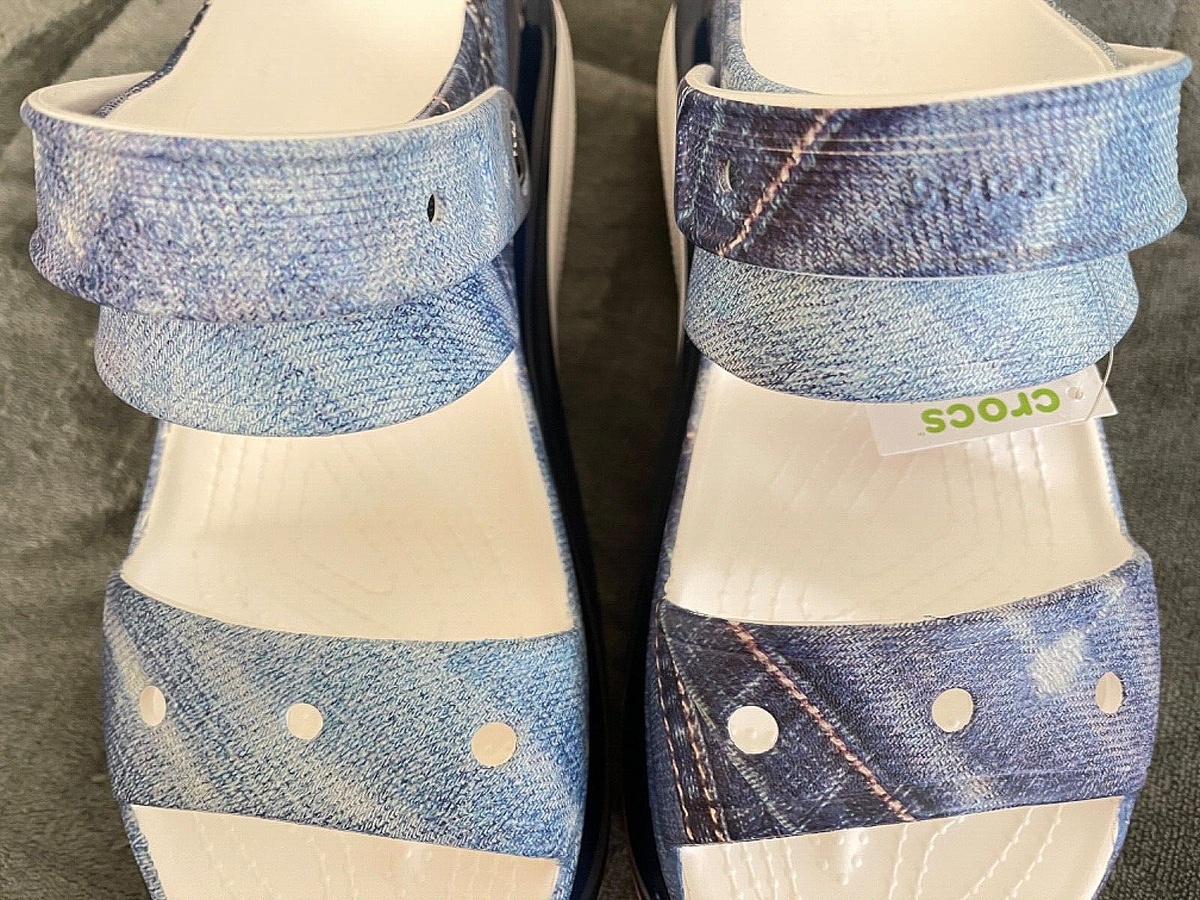 Crocs MEGA CRUSH Sandals Women 10 / Men 8 Denim | eBay
