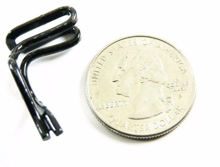 Clips para panel de puerta y moldura Ford - Se adapta a orificio de 5/16" - 3/4" de largo - Cantidad 25 - #110 Foto 3 de 3