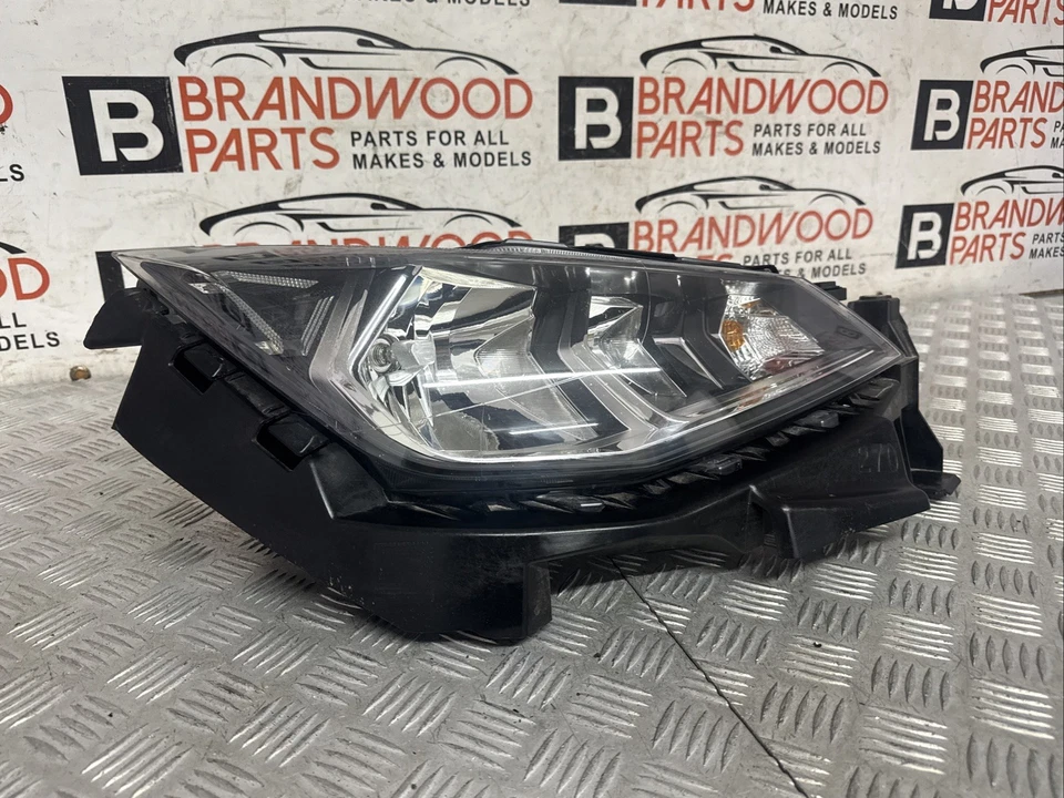 Seat Ibiza & Arona Mk5 2017-2020 DRIVER SIDE HEADLIGHT 6F2941016A - image 3 of 4