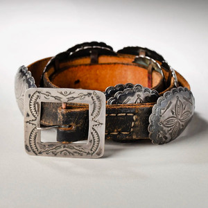 1920S NAVAJO CONCHO BELT