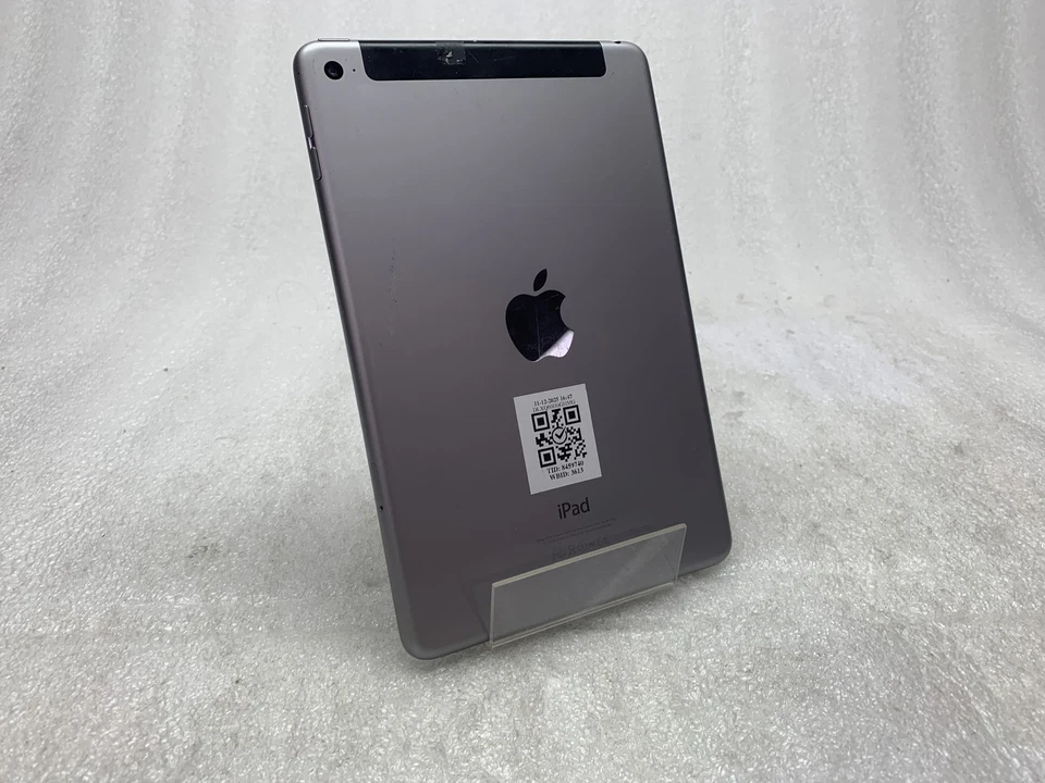 Apple iPad mini 4 (A1550)  Space Gray 16GB used great condition - Image 2 of 4