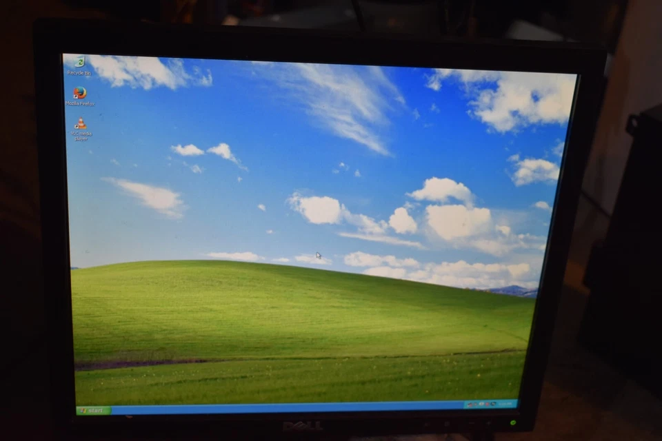 Dell Optiplex 9010 Quad Core i5-3550 3.3GHz 4GB RAM 750GB HDD Windows XP 32-bit - Image 2 of 4