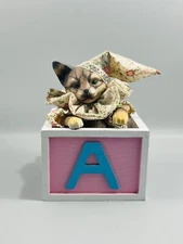 Vintage Willitts Design Jack in the Box Cat Music box